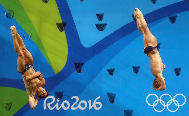 Jack Laugher and Chris Mears in flight. (Photo: Pilar Olivares / Reuters)