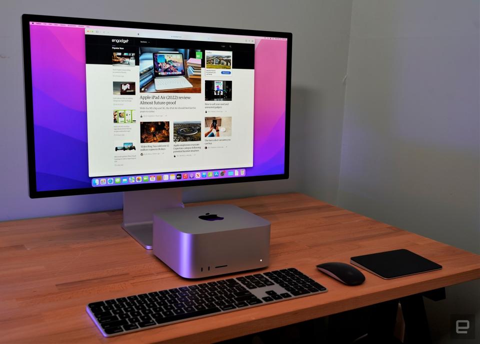 <p>Apple Mac Studio with the Apple Studio Display</p>
