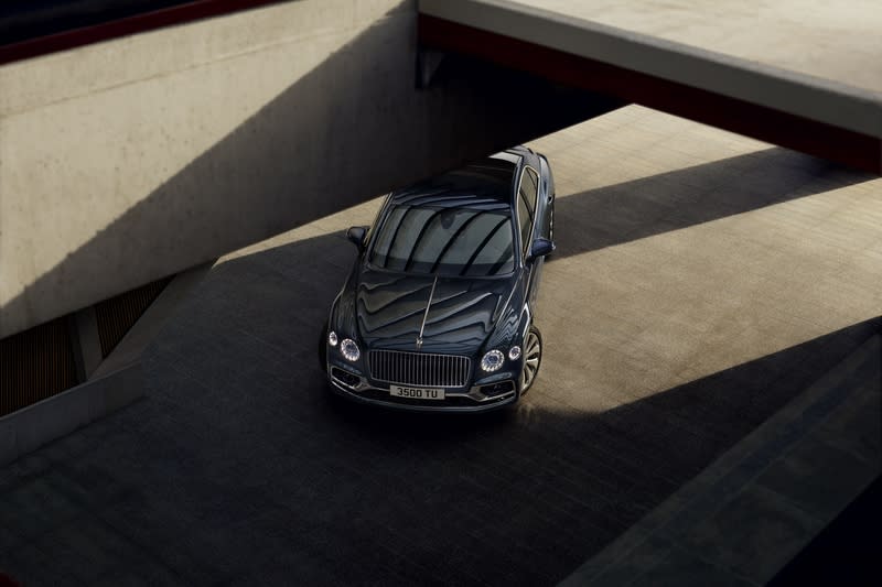 關於電能化目前Bentley已有導入Hybrid系統。