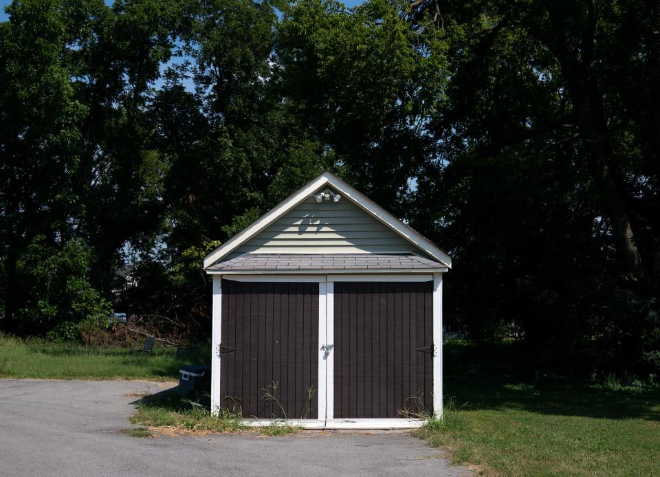 The Electric Shed is an underground art gallery behind artist David Onri Anderson's home that exhibits artists whose work may not fit in the commercial gallery landscape.