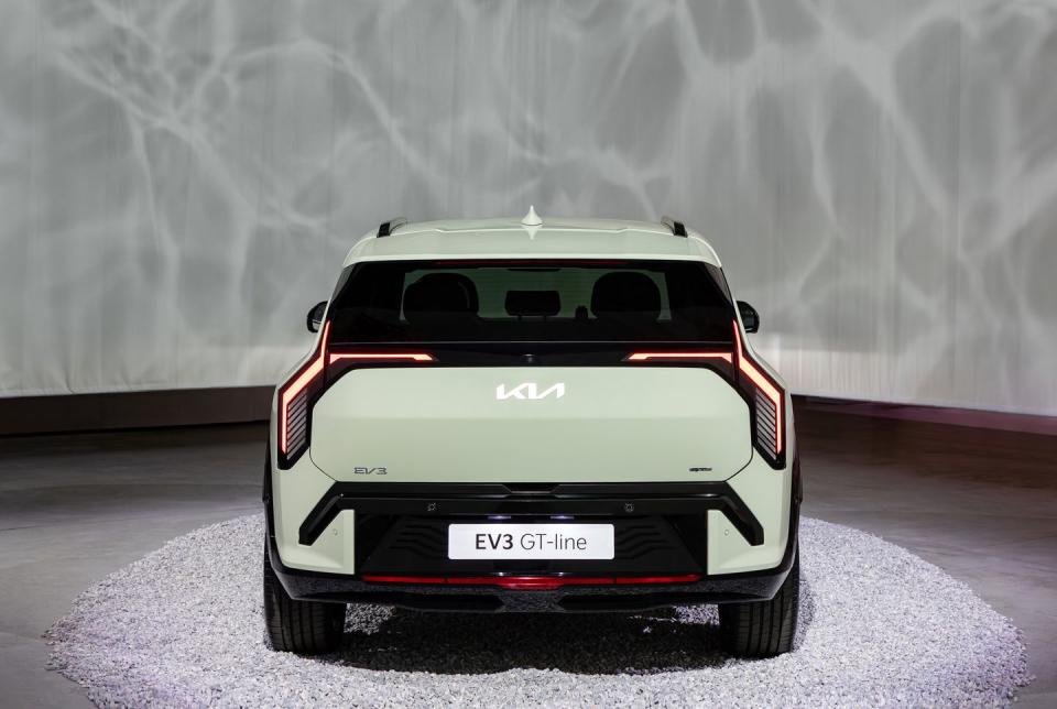 2026 kia ev3 gt line