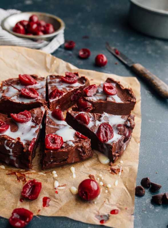 <p>Dessert For Two</p><p>Two holiday classics in one delicious sweet.</p><p><strong>Get the recipe: <a href="https://www.dessertfortwo.com/chocolate-covered-cherry-fudge/?fbclid=IwAR3HSj9n423QskbnxuXntxY5UF9aB9zwZ967L_hUwhD9LHOUkbhY6Rd0bek#" rel="nofollow noopener" target="_blank" data-ylk="slk:Chocolate-Covered Cherry Fudge;elm:context_link;itc:0;sec:content-canvas" class="link ">Chocolate-Covered Cherry Fudge</a></strong></p>