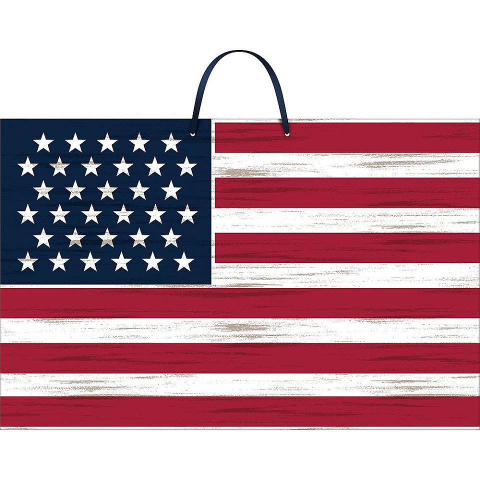 Rustic American Flag Sign