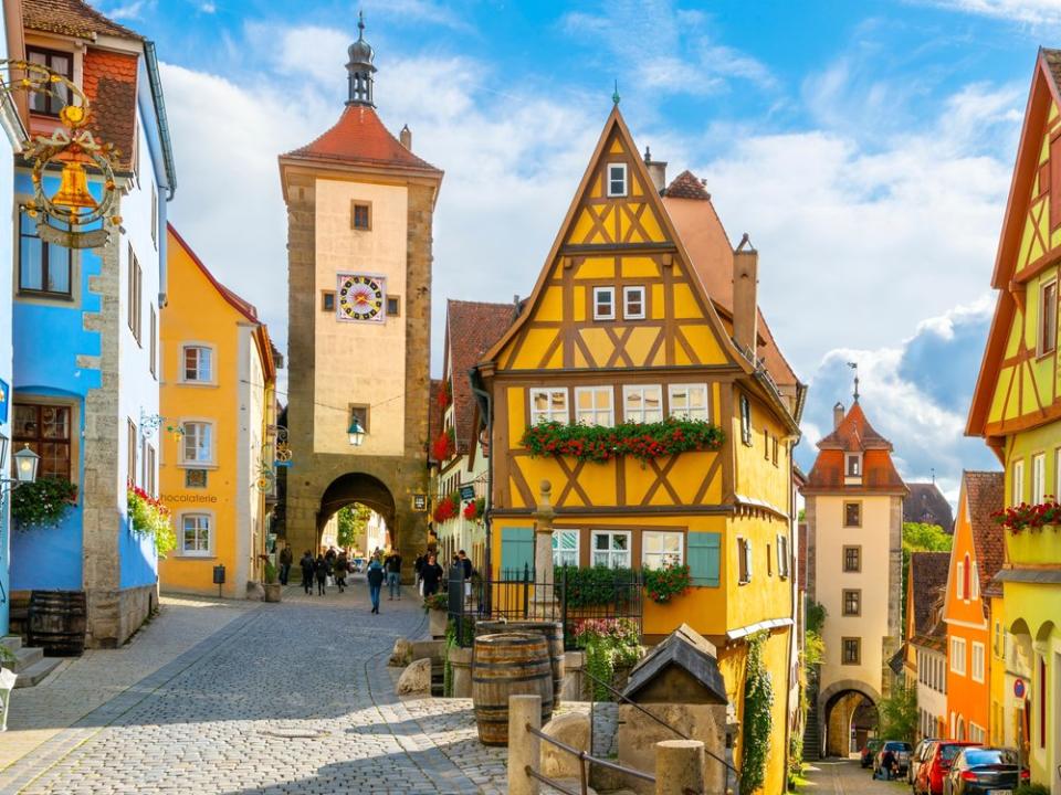 Rothenburg ob der Tauber ist eines der Highlights der Romantischen Straße. (Bild: Kirk Fisher/Shutterstock.com)