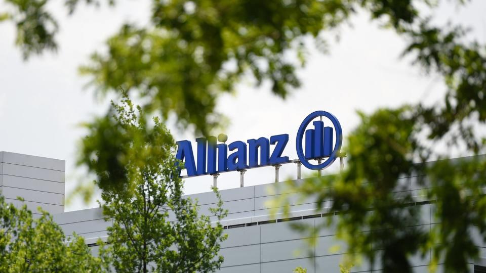 Deutschlands größter Versicherungskonzern Allianz muss vor Gericht bei seinen Auseinandersetzungen mit coronageschädigten Wirten schlagzeilenträchtige Niederlagen fürchten.