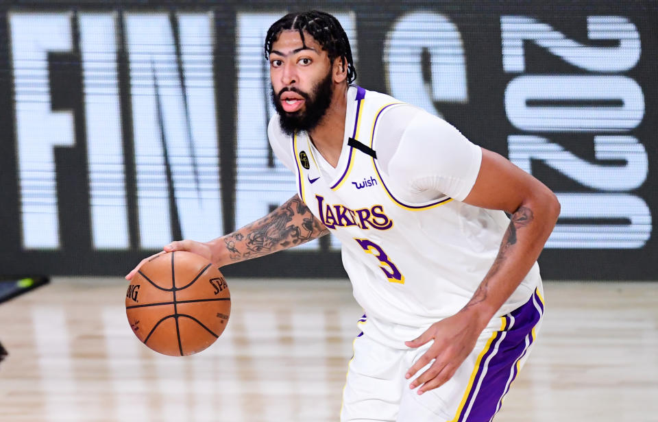 Anthony Davis will almost certainly re-sign with the Los Angeles Lakers. (Douglas P. DeFelice/Getty Images)