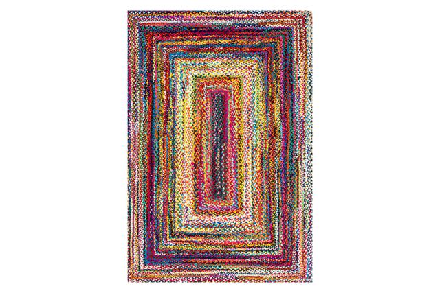 <p>Rugs USA</p>