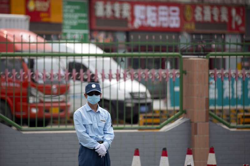 2020年6月中旬，中國首都北京新冠肺炎疫情突然升溫（AP）