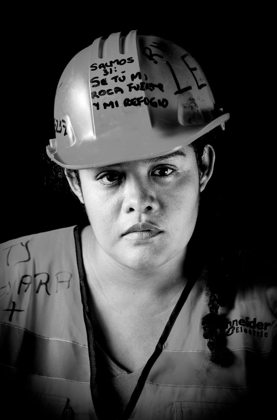 <p>Leticia Guevara, a 32-year-old nursing assistant who volunteered to remove debris and unload provisions after the 7.1 earthquake that hit Mexico on Sept. 19, poses on Sept. 25, 2017.<br> (Photo: Omar Torres/AFP/Getty Images) </p>