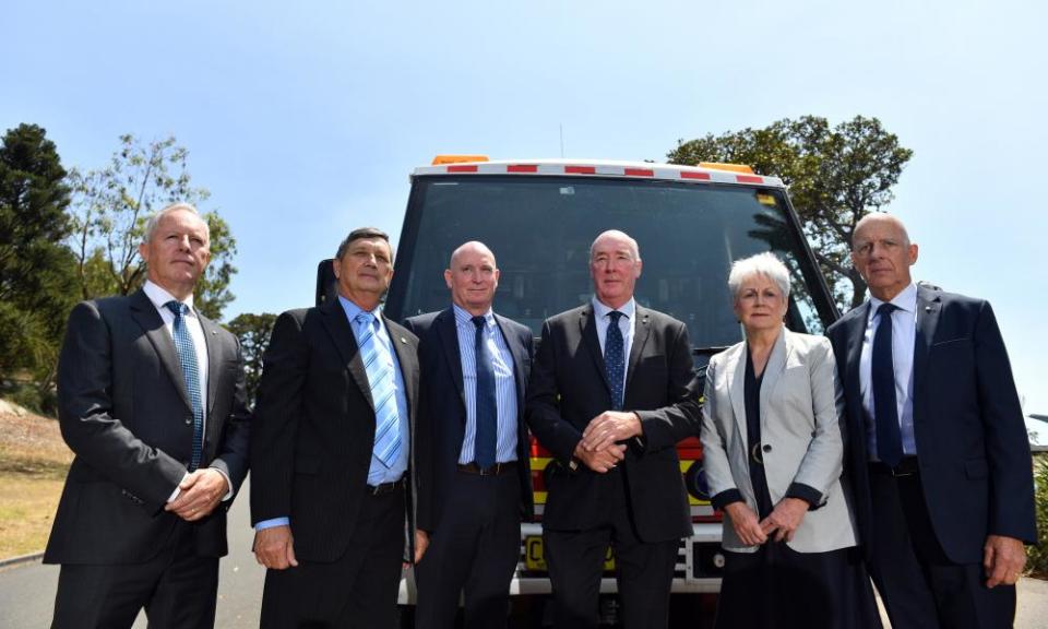 Emergency Leaders for Climate Action, from left: Greg Mullins, Lee Johnson, Peter Dunn, Mike Brown, Naomi Brown and Craig Lapsley at a press conference in Sydney, 17 December 2019