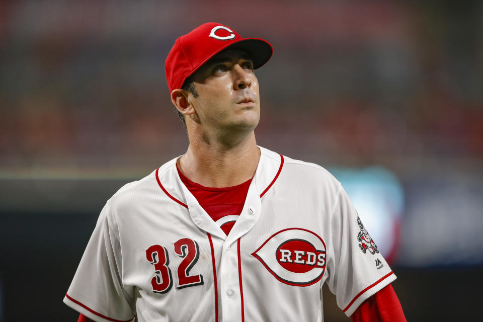 CINCINNATI, OH – AUGUST 11: Matt Harvey #32 of the Cincinnati Reds walks back to the dugout during the game against the Arizona Diamondbacks at Great American Ball Park on August 11, 2018 in Cincinnati, Ohio. (Photo by Michael Hickey/Getty Images)