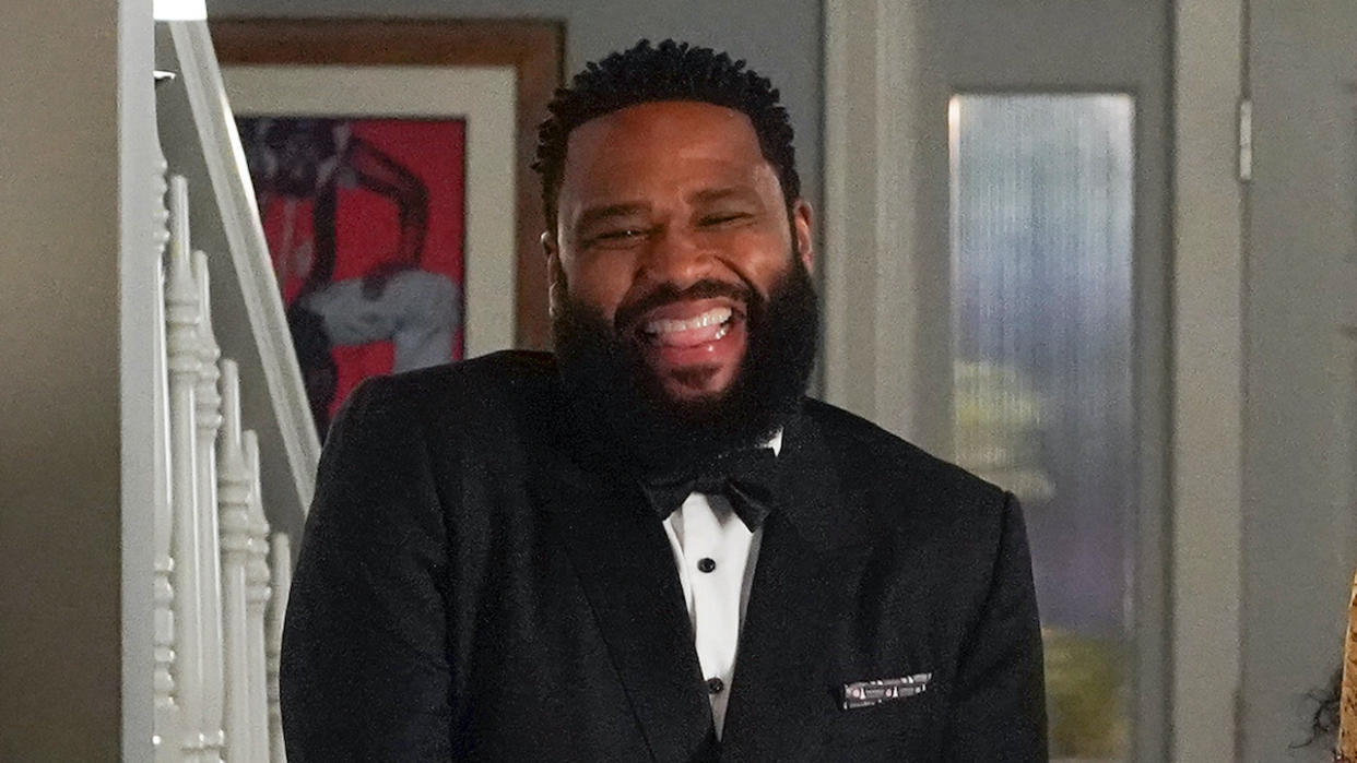  andre smiling in a tux on black-ish 