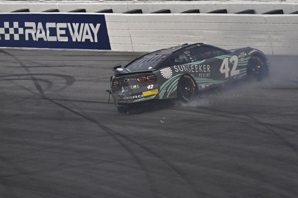 MADISON, ILLINOIS - JUNE 04: Noah Gragson, driver of the #42 Sunseeker Resort Chevrolet, spins after an on-track incident during the NASCAR Cup Series Enjoy Illinois 300 at WWT Raceway on June 04, 2023 in Madison, Illinois. (Photo by Jeff Curry/Getty Images)