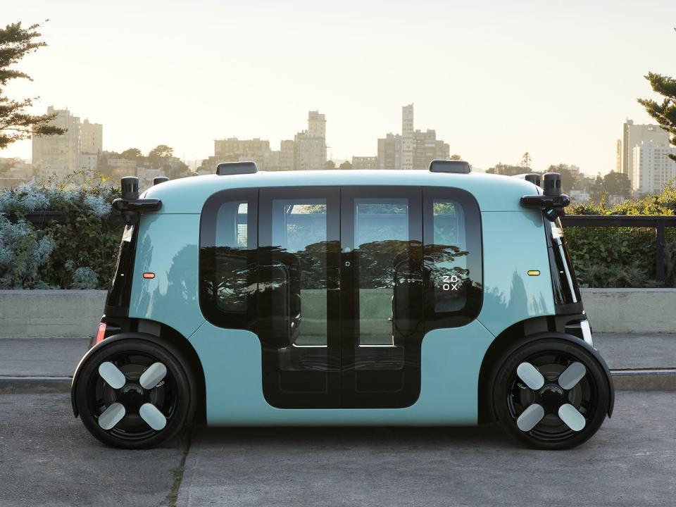 Zoox Autonomous Vehicle   Single Side   Coit Tower SF