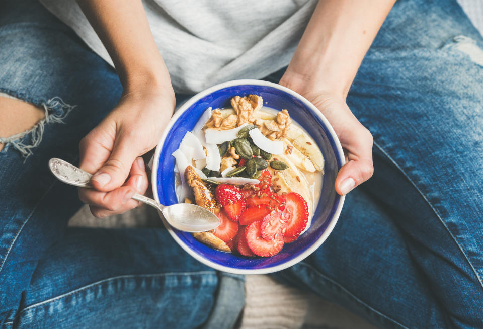 <p>Listen to your body. If you had a large lunch and still feel full by dinnertime, do you really need a full meal? But make sure not to skip breakfast, as <a rel="nofollow noopener" href="https://www.ncbi.nlm.nih.gov/pubmed/16129078" target="_blank" data-ylk="slk:research;elm:context_link;itc:0;sec:content-canvas" class="link ">research</a> suggests that skipping the “most important meal of the day” can lead to weight gain — especially in women. <em>[Photo: Getty]</em> </p>