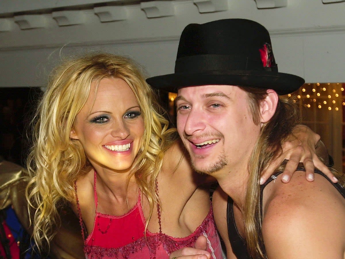 Pamela Anderson and Kid Rock photographed in 2001 (Getty Images)