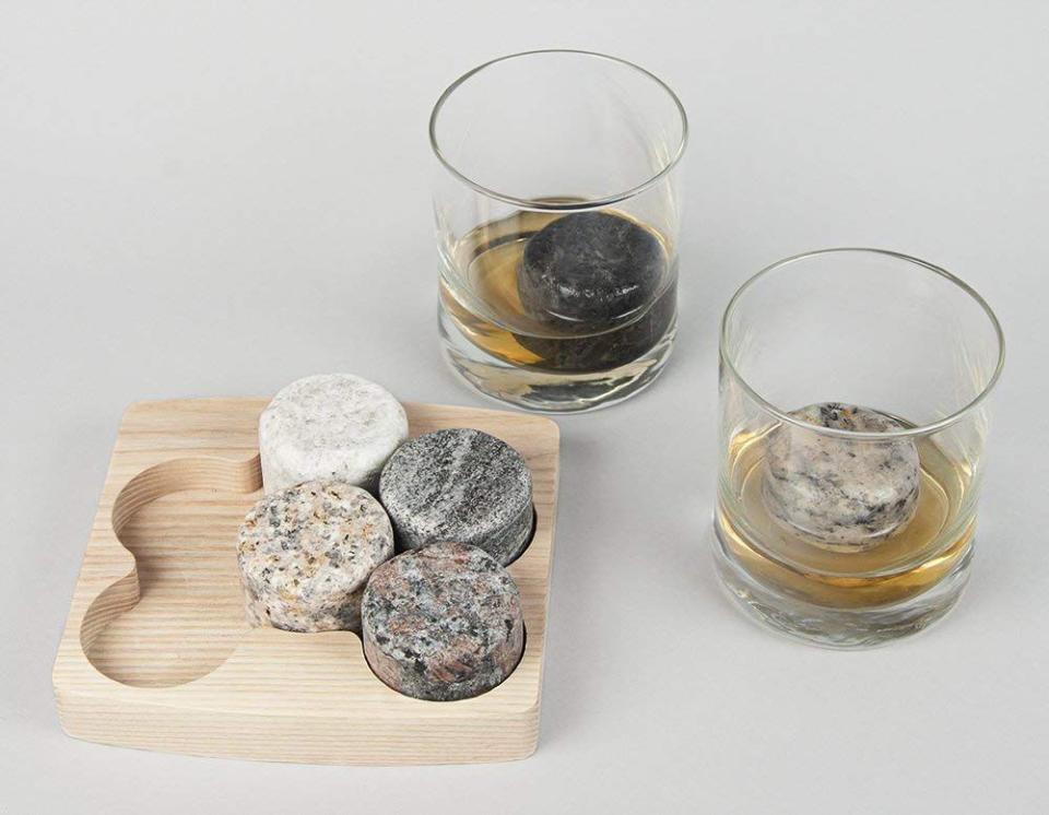 Whiskey Chilling Stones