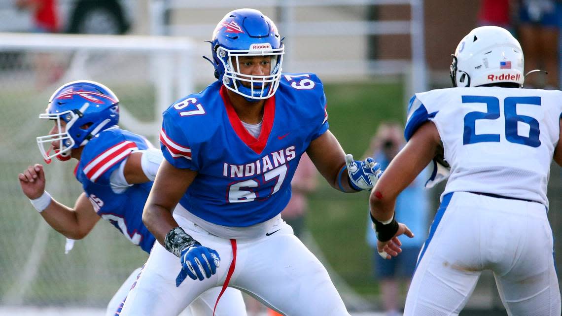 Madison Central offensive tackle Malachi Wood (67) is one of four in-state signees in Kentucky’s 2023 high school recruiting class.