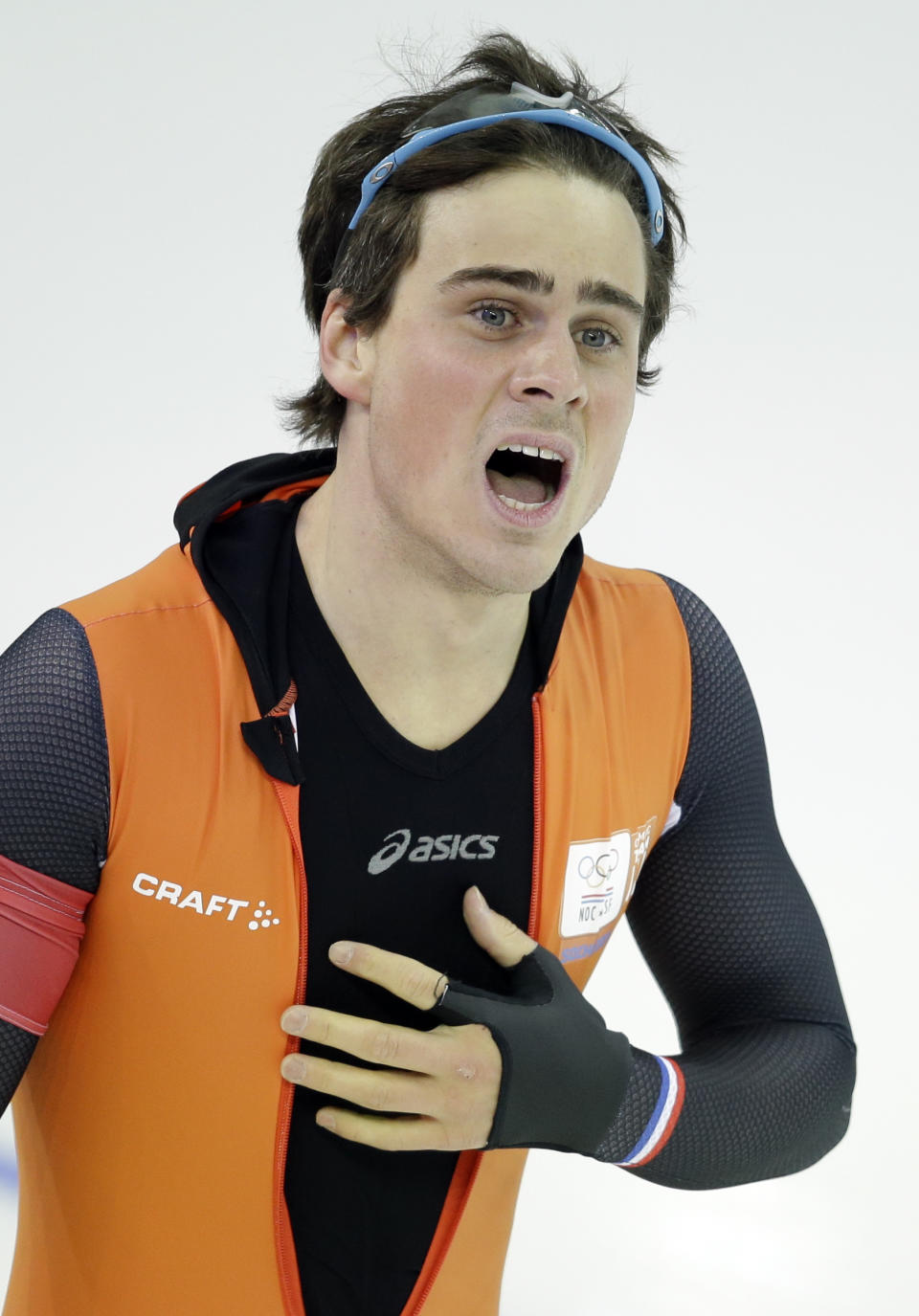 Silver medallist Jan Smeekens of the Netherlands catches his breath after the second heat for the men's 500-meter speedskating race at the Adler Arena Skating Center at the 2014 Winter Olympics, Monday, Feb. 10, 2014, in Sochi, Russia. (AP Photo/Patrick Semansky)