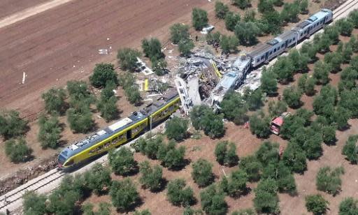 Italian station manager 'not only one to blame' for train crash