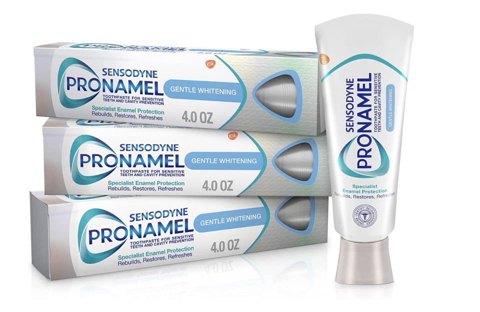  Sensodyne Pronamel Gentle Whitening Enamel Toothpaste. (PHOTO: Amazon)