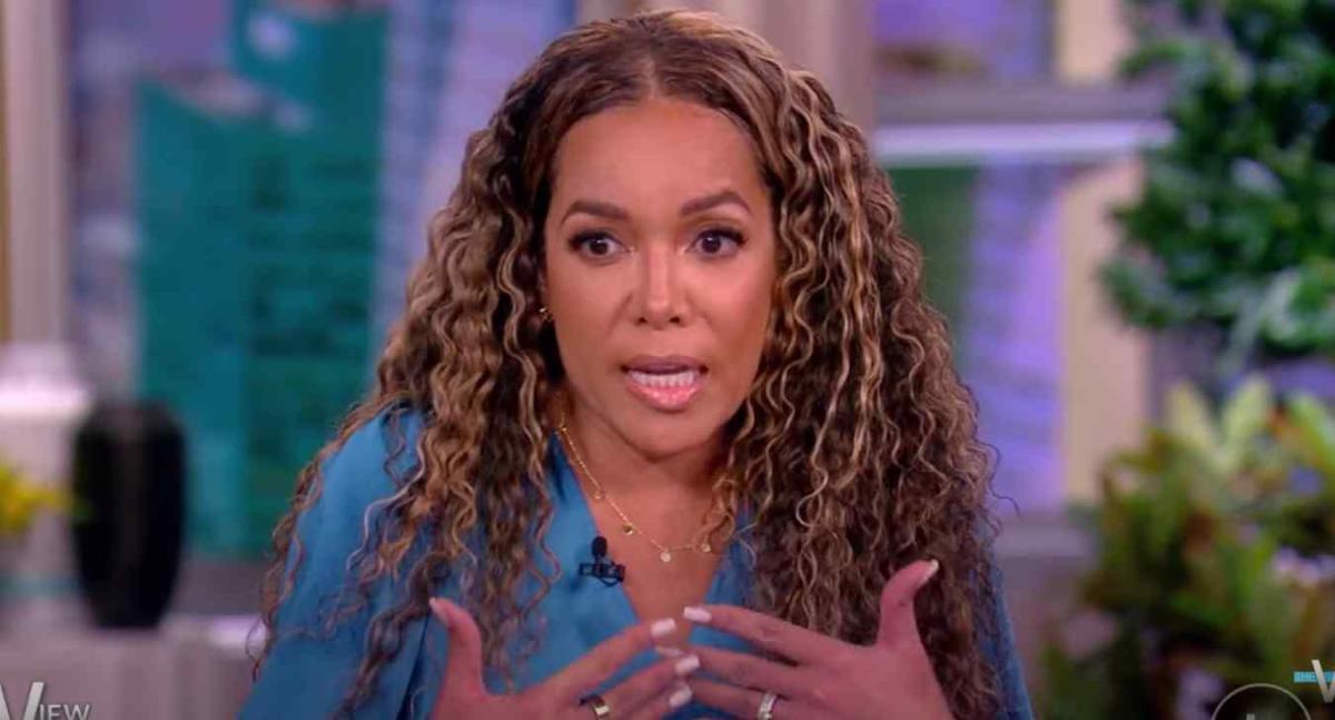 'The View' Host Sunny Hostin Hits Back at Racism Accusations ...