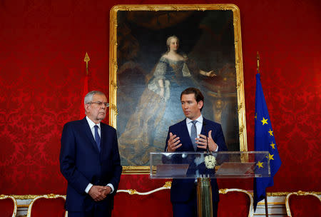 Austria's Chancellor Sebastian Kurz and President Alexander Van der Bellen deliver a news conference at the presidential office at Hofburg Palace in Vienna, Austria, May 21, 2019. REUTERS/Leonhard Foeger