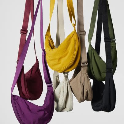 Uniqlo Round Mini Shoulder Bag