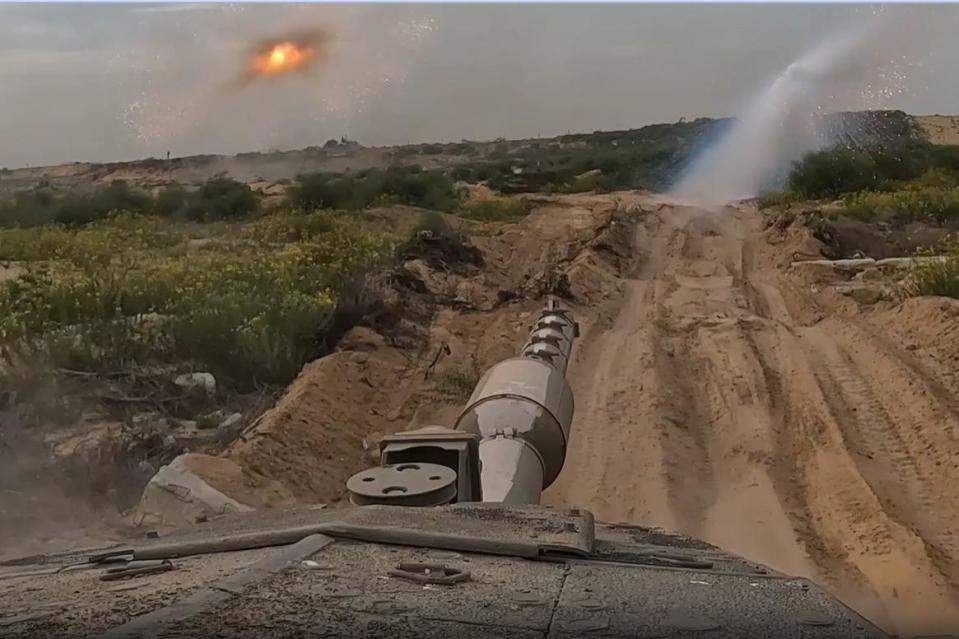 Footage circulated online by the IDF one week ago, showing Israeli operations at the Gaza border; the IDF has now apparently moved into Gaza City itself (Photo: /)