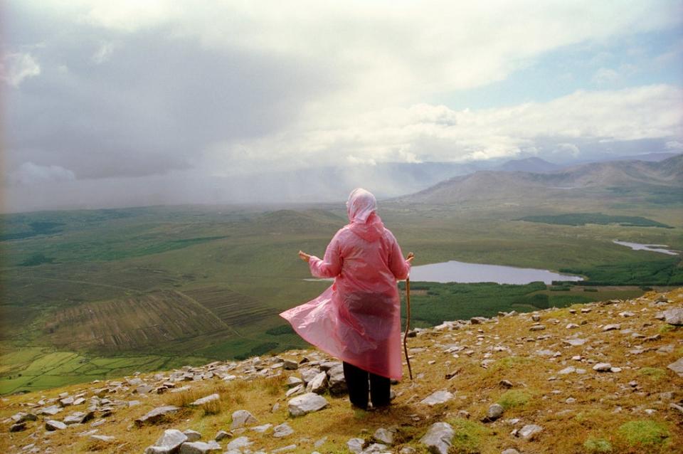 ‘As far as the east is from the west, so far as He removed our transgressions from us’. Psalms on Croag Patrick. As planned, met Chris Killip at top, 2003 (© Tom Wood)