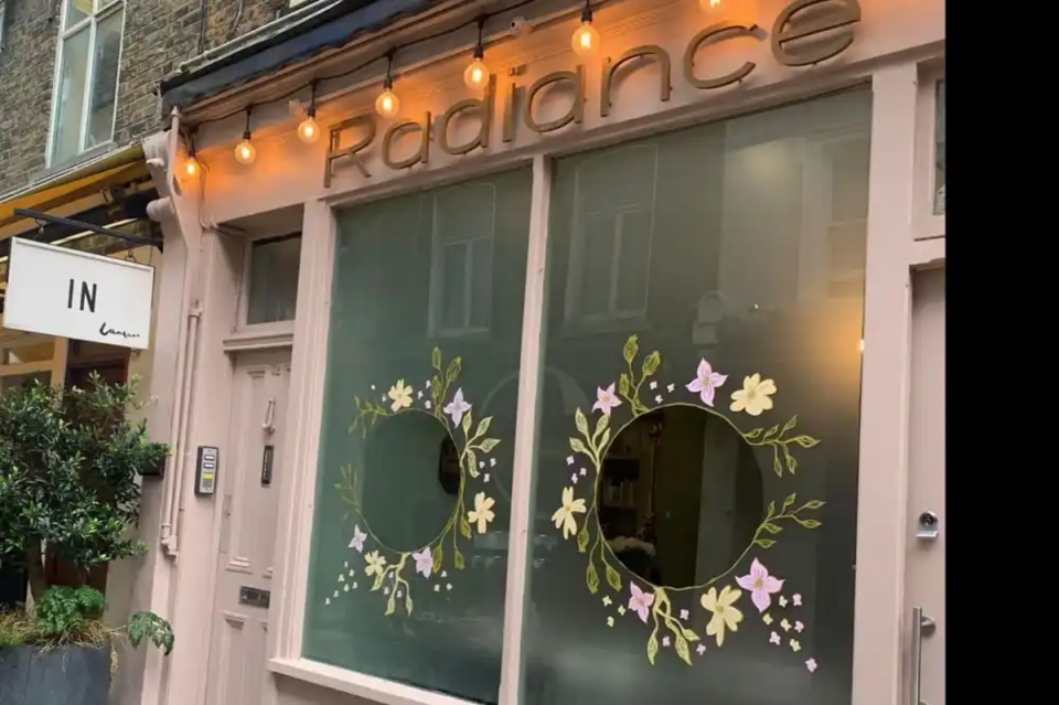  (Radiance London)