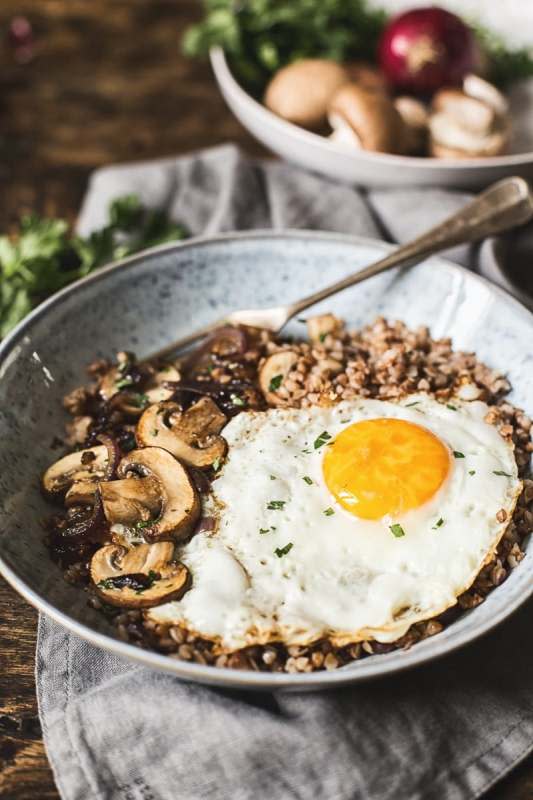 <p>Vikalinka</p><p>Not a fan of sweet oatmeal? Try this wholesome buckwheat porridge with mushrooms and eggs for breakfast then!</p><p><strong>Get the recipe: <a href="https://vikalinka.com/savoury-buckwheat-breakfast-bowl/" rel="nofollow noopener" target="_blank" data-ylk="slk:Savory Buckwheat Breakfast Bowl;elm:context_link;itc:0;sec:content-canvas" class="link ">Savory Buckwheat Breakfast Bowl</a></strong></p>