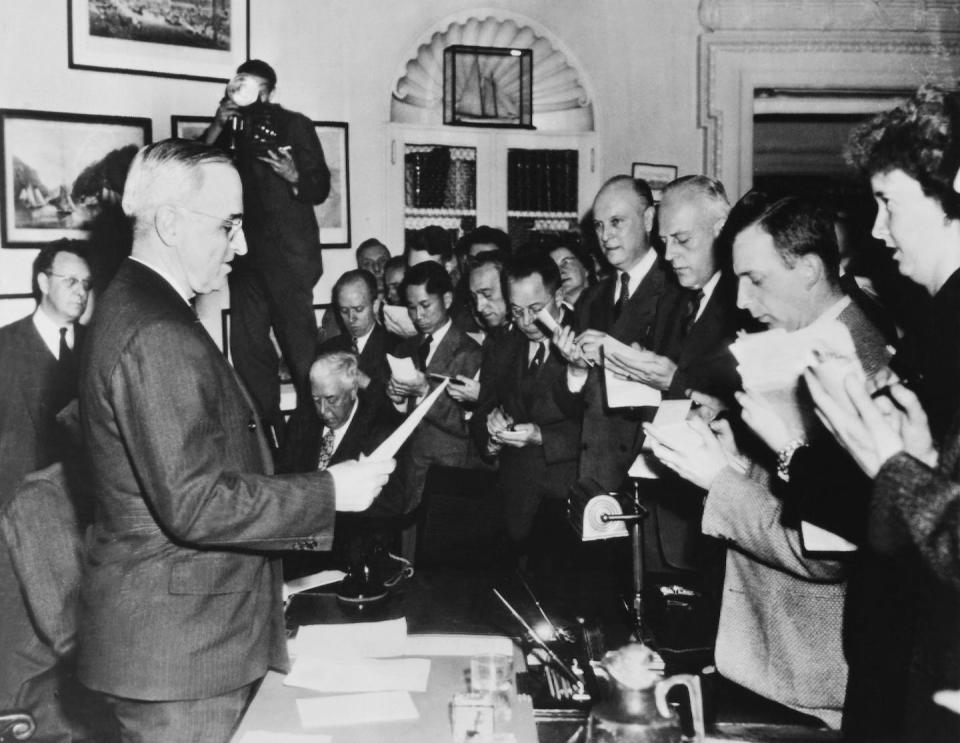 President Harry Truman gives his first White House press conference, on April 17, 1945. <a href="https://www.gettyimages.com/detail/news-photo/president-truman-holding-his-first-press-conference-at-news-photo/107422994?adppopup=true" rel="nofollow noopener" target="_blank" data-ylk="slk:Keystone-France/Gamma-Keystone via Getty Images;elm:context_link;itc:0;sec:content-canvas" class="link ">Keystone-France/Gamma-Keystone via Getty Images</a>