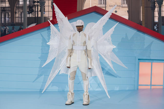In A Touching Tribute, Tyler, The Creator, Scores The Final Show Of Virgil  Abloh At Louis Vuitton