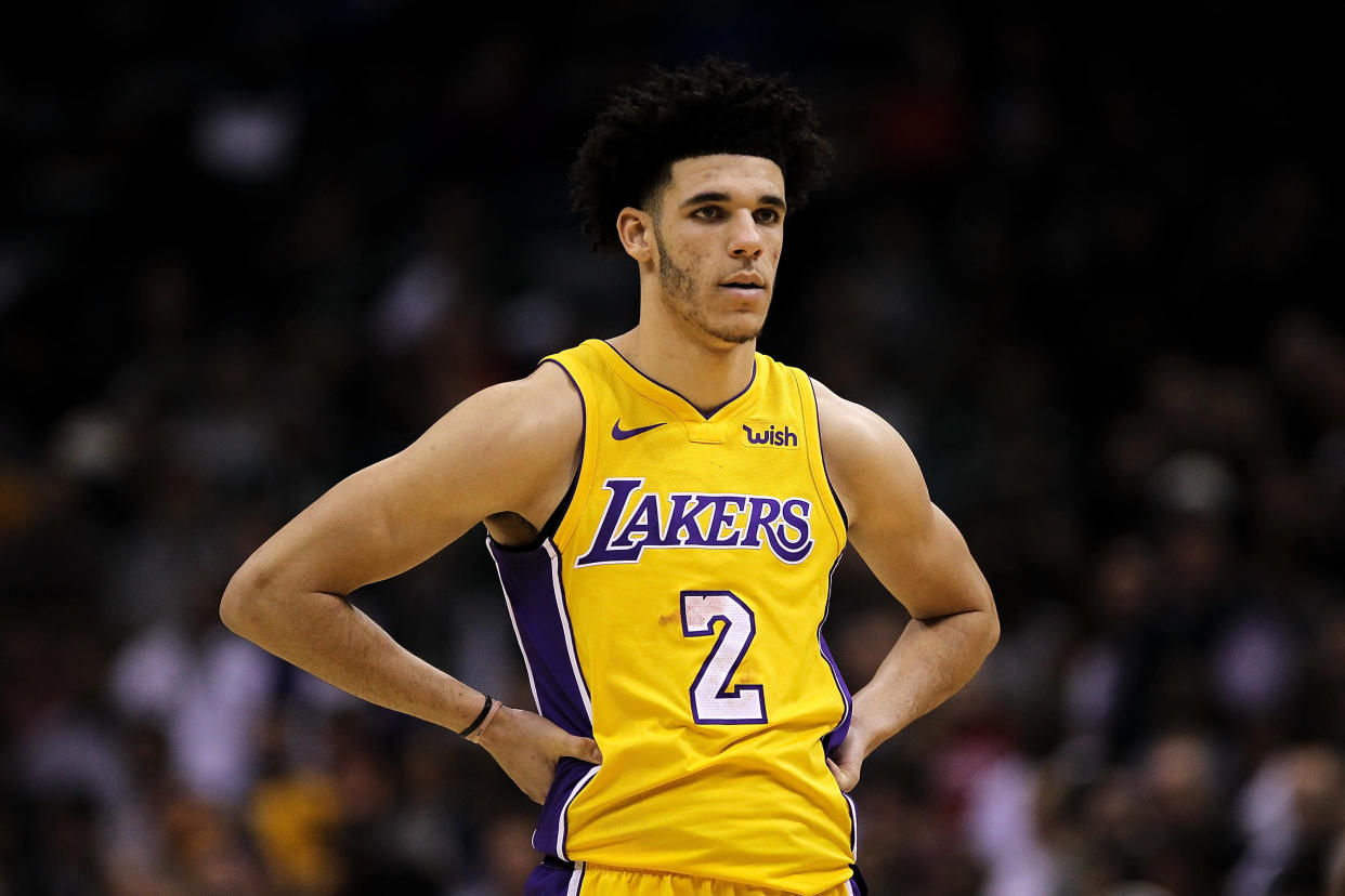 MILWAUKEE, WI - NOVEMBER 11:  Lonzo Ball #2 of the Los Angeles Lakers stands on the court in the fourth quarter against the Milwaukee Bucks at the Bradley Center on November 11, 2017 in Milwaukee, Wisconsin. NOTE TO USER: User expressly acknowledges and agrees that, by downloading and or using this photograph, User is consenting to the terms and conditions of the Getty Images License Agreement. (Photo by Dylan Buell/Getty Images)