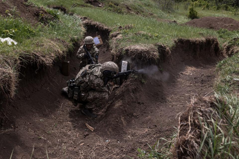 Ukrainian soldiers attend the assault training in May 2024. A study suggests that Ukraine could push back Russian lines with 14 more fully equipped brigades.