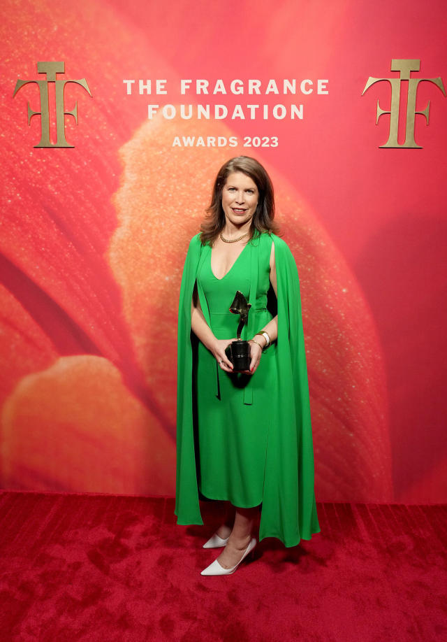 RED CARPET MOMENT AT THE 2023 FRAGRANCE FOUNDATION AWARDS WITH MY