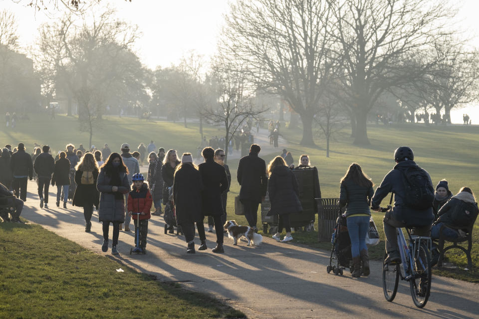 A day after London Mayor Sadiq Khan announced the spread of Covid is said to be out of control, South Londoners take their exercise in a cold Brockwell Park in Lambeth and during the third pandemic lockdown, on 9th January 2021, in London, England. The Coronavirus infection rate in London has exceeded 1,000 per 100,000 people, based on the latest figures from Public Health England although the Office for National Statistics recently estimated as many as one in 30 Londoners has coronavirus. (Photo by Richard Baker / In Pictures via Getty Images)