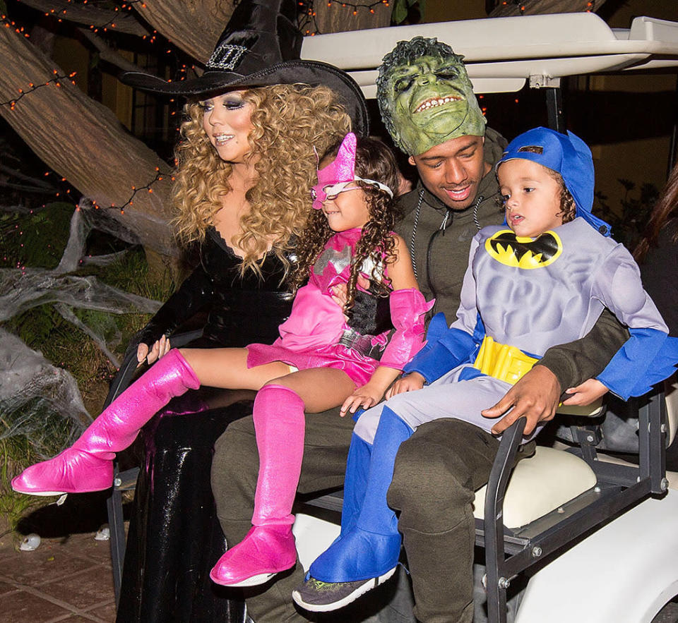 We love that exes Mariah Carey and Nick Cannon are still going strong when it comes to co-parenting and enjoying being with their twins, Roc and Roe, on holidays. (Getty Images)