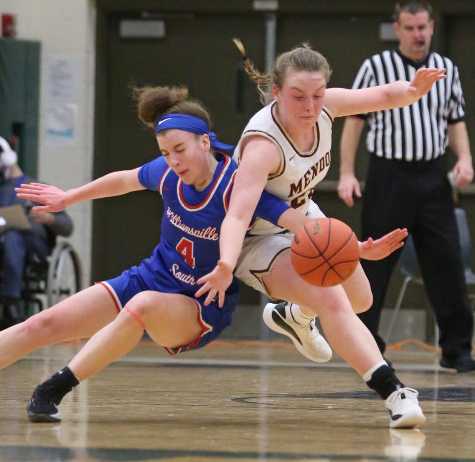 Kate Hennessey, right, and the Pittsford Mendon girls are trying to win a fourth state championship.