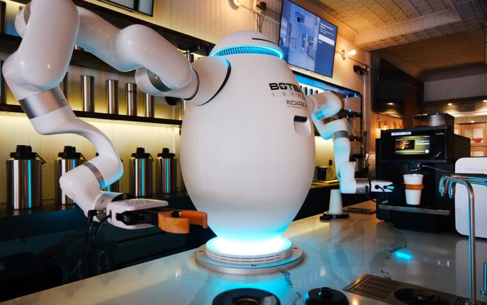 The espresso-making robot - Spencer Platt/Getty Images/Spencer Platt/Getty Images