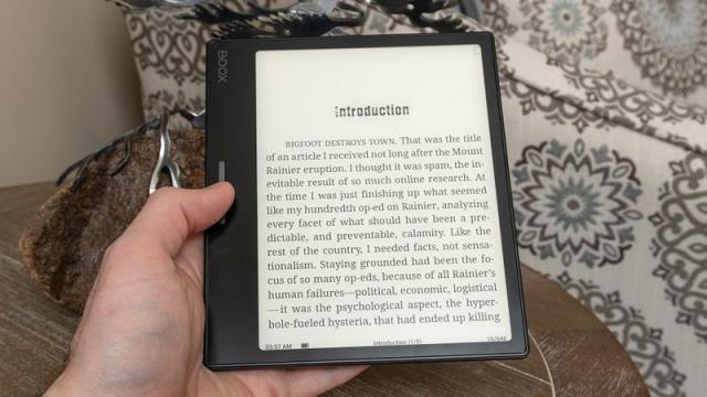 Onyx Boox Leaf 2 E-reader reviewed