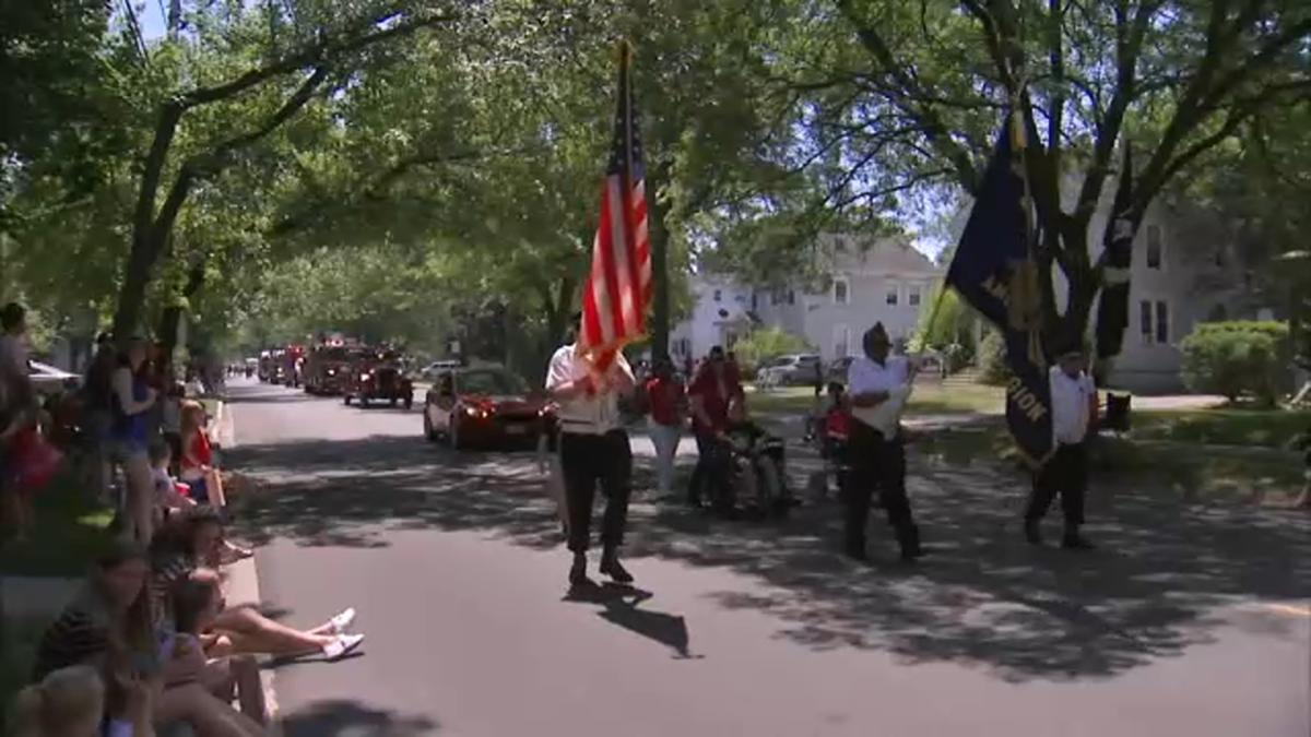Waukegan parade honors first responders