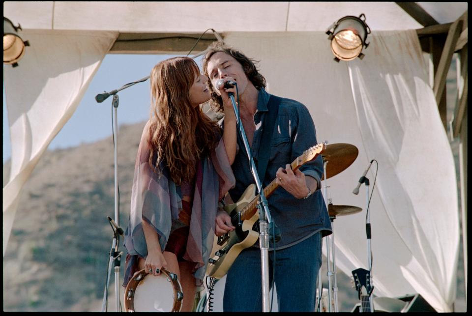 Riley Keough as Daisy Jones and Sam Claflin as Billy Dunne in Amazon's "Daisy Jones and the Six."