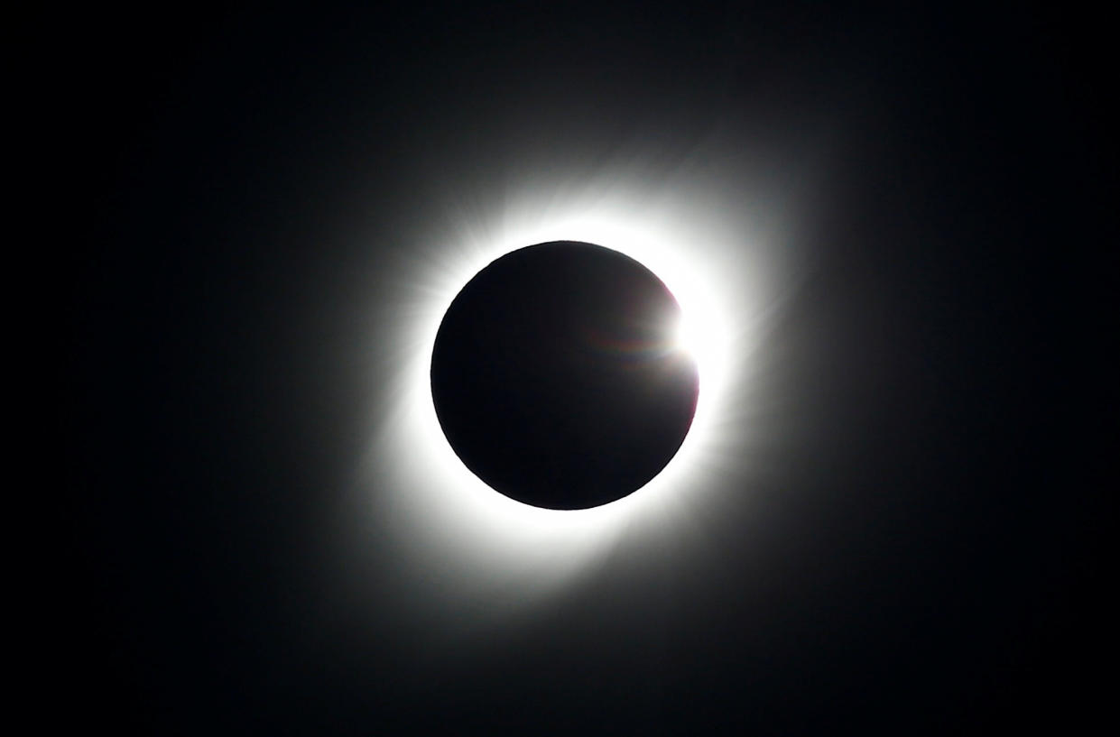 A solar eclipse is observed at Coquimbo, Chile, July 2, 2019. (Photo: Rodrigo Garrido/Reuters)