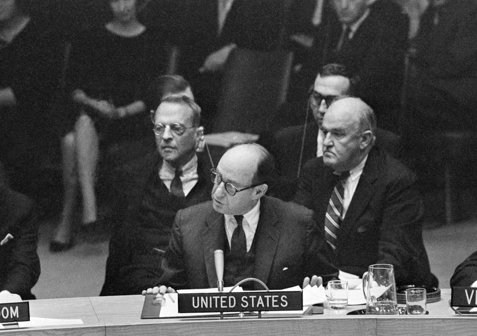 un security council adlai stevenson cuban missile crisis