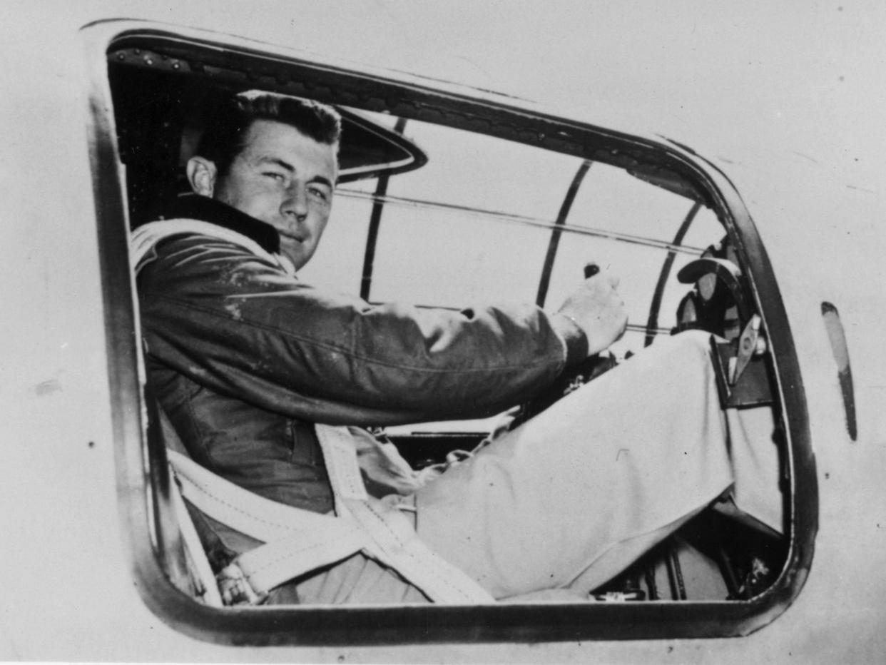 Yeager in the cockpit of an X-I supersonic research plane (Getty)