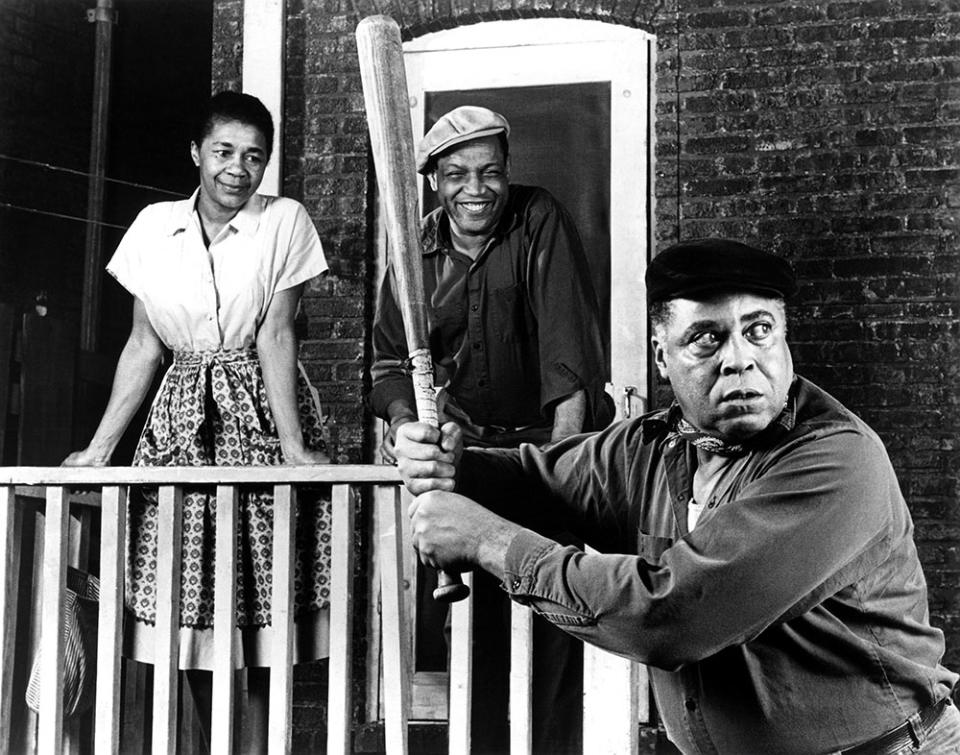 From left: Mary Alice, Ray Aranha and James Earl Jones in ‘Fences’ - Credit: Ron Scherl/Courtesy of Everett Collection