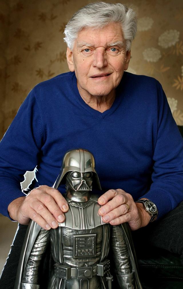 Darth Vader actor Dave Prowse dies aged 85, Cinema News