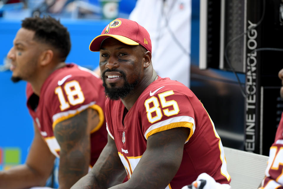 Vernon Davis nabbed a bit of the Super Bowl spotlight to announce his retirement.(Photo by G Fiume/Getty Images)